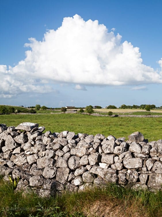 stone-wall-ireland-grundy
