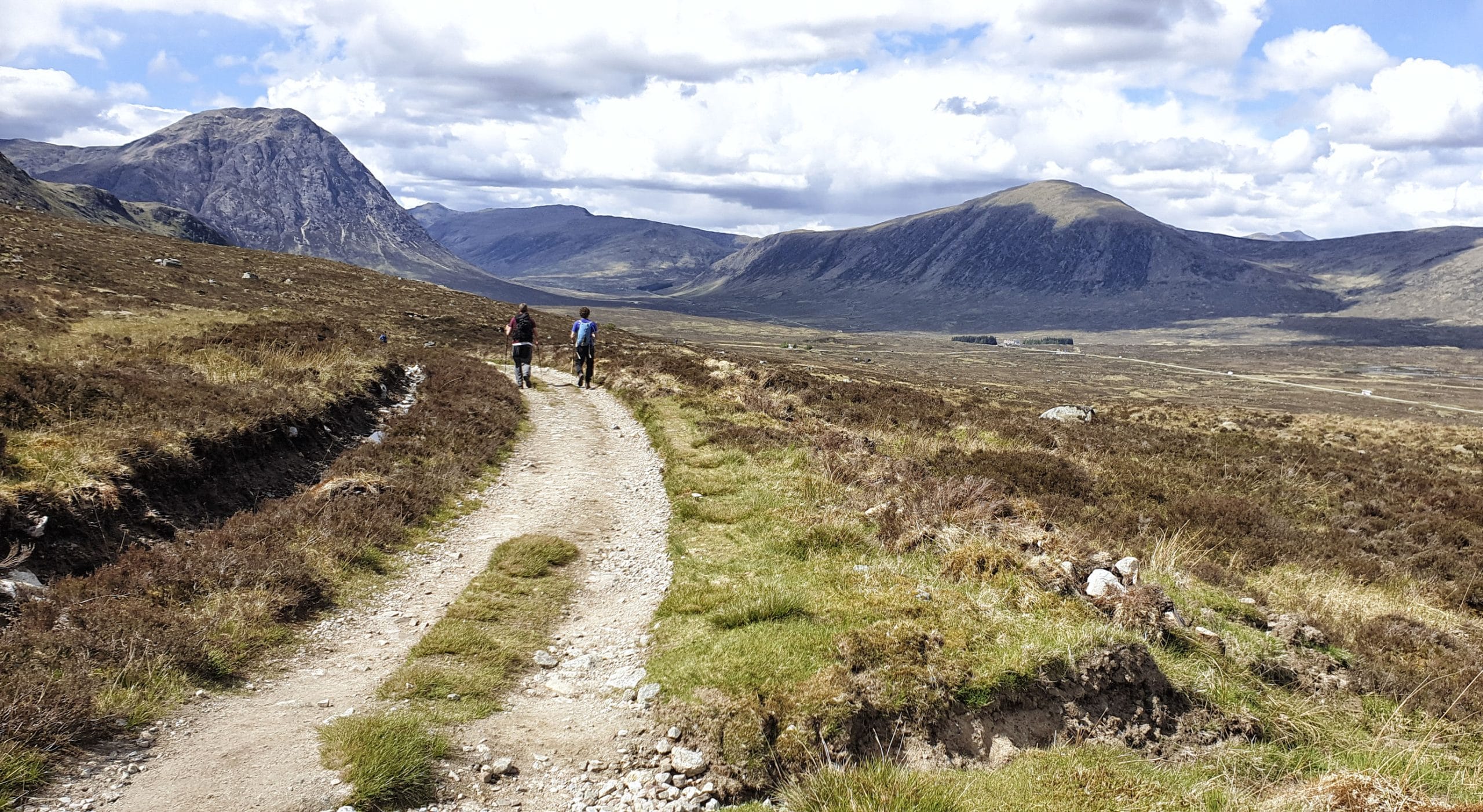west hiland way track, landscape between bridge of orchy and kingshouse, long distance hike scotland, uk