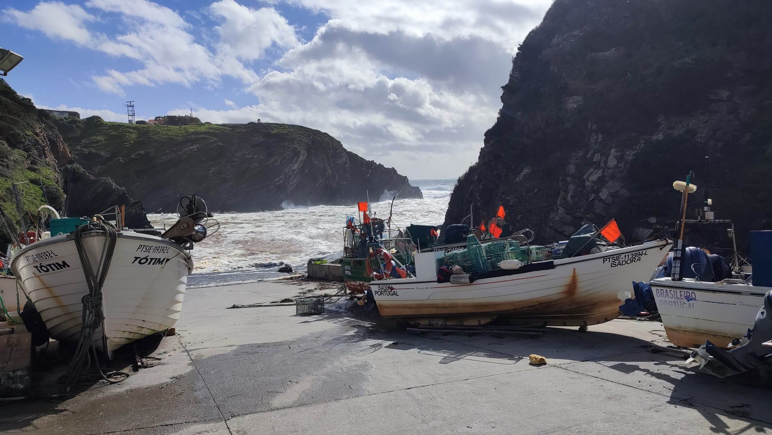 fishing pier on the rota vicentina (fishermen's trail)