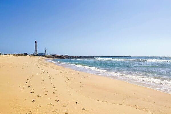 act farol beach and lighthouse flip