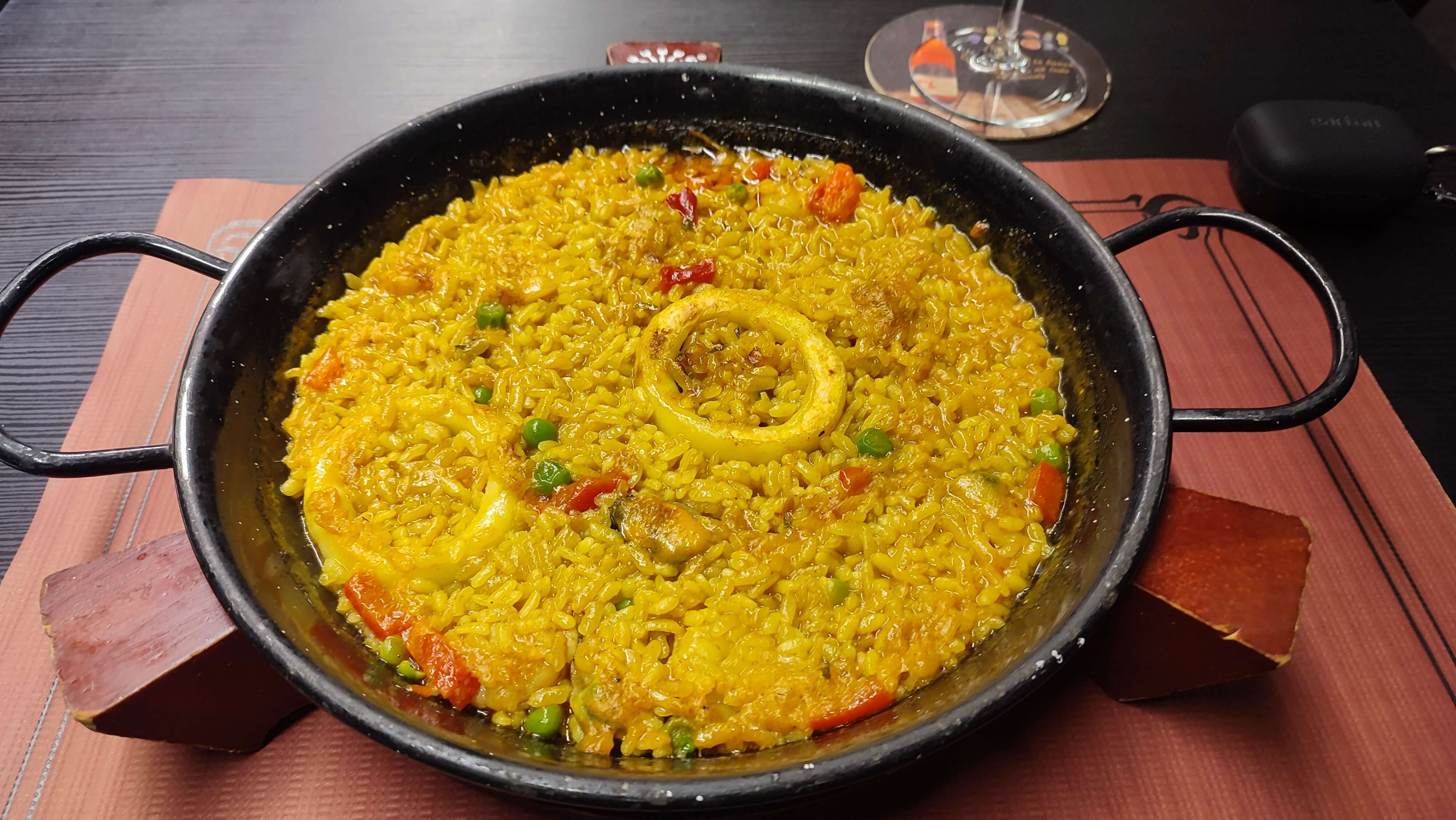 prim paella in pan img 20250930 203640