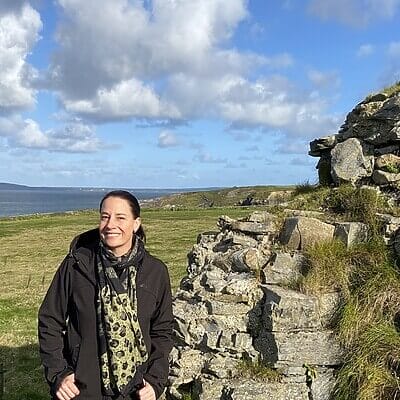 Susanne Foerderer Hillwalk Tours