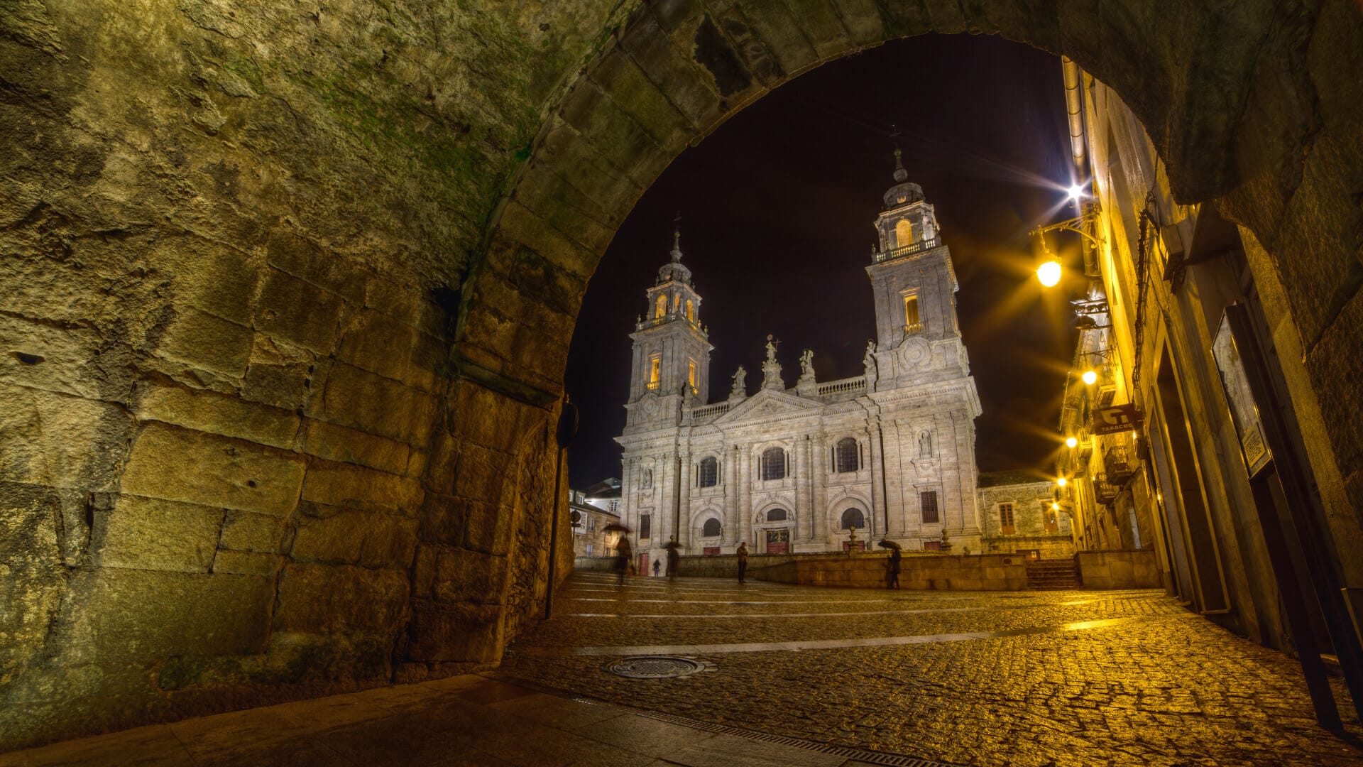 The famous Cathedral at Santiago de Compostela at night