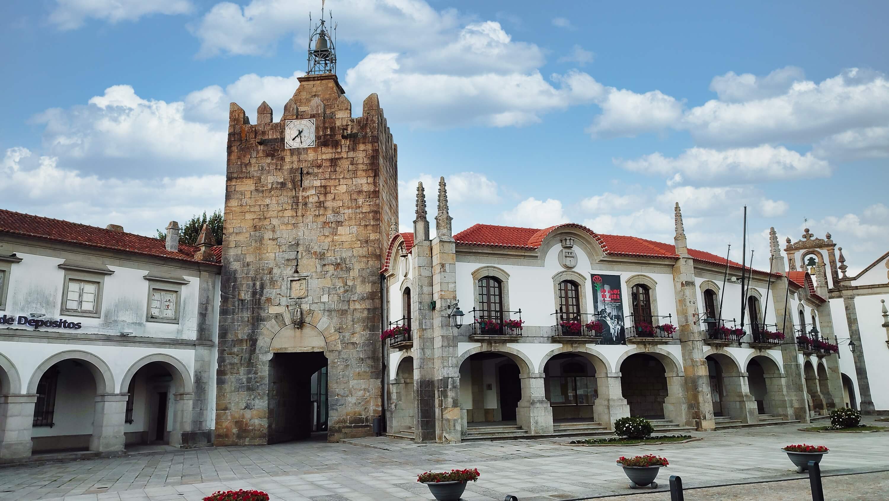 costa verde old clock tower in main square img 20250922 192838 rtpd 030226