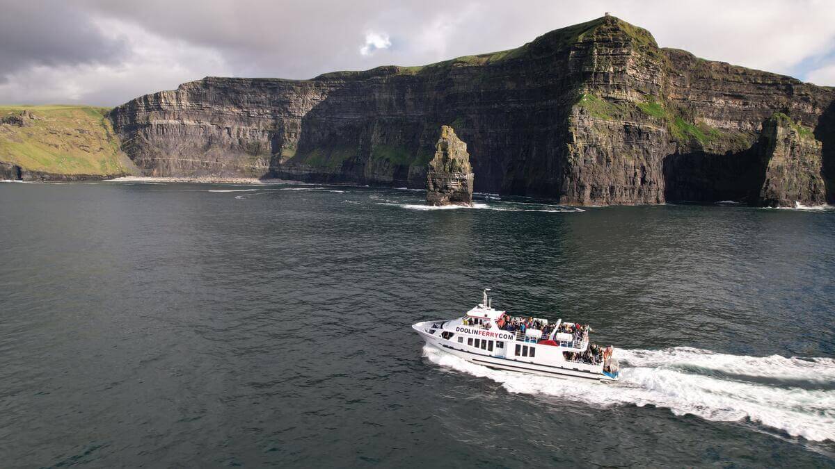 doolin ferry, cliffs of moher, sea stack, co clare